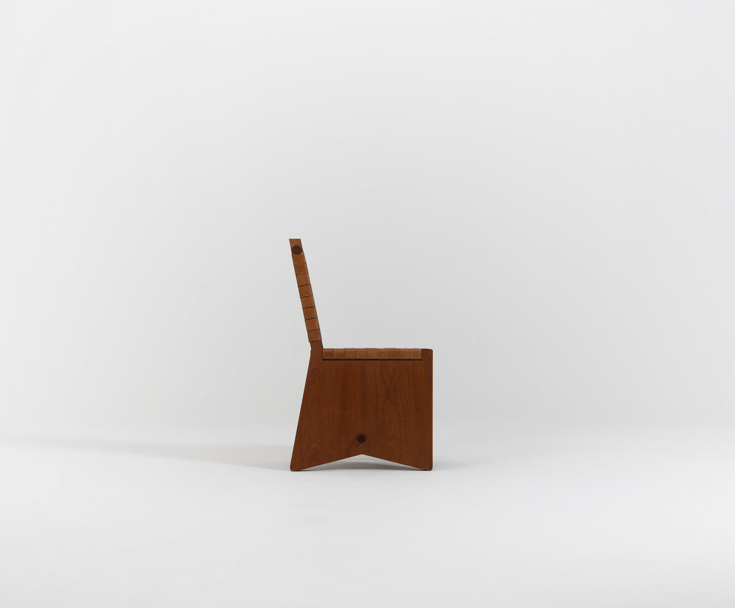Chaise Solium