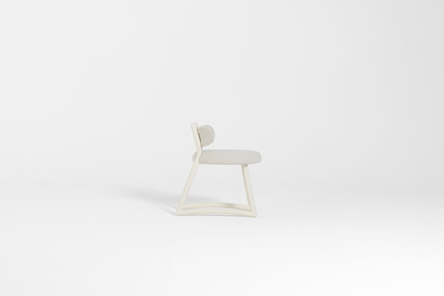 Chaise Outlus 001