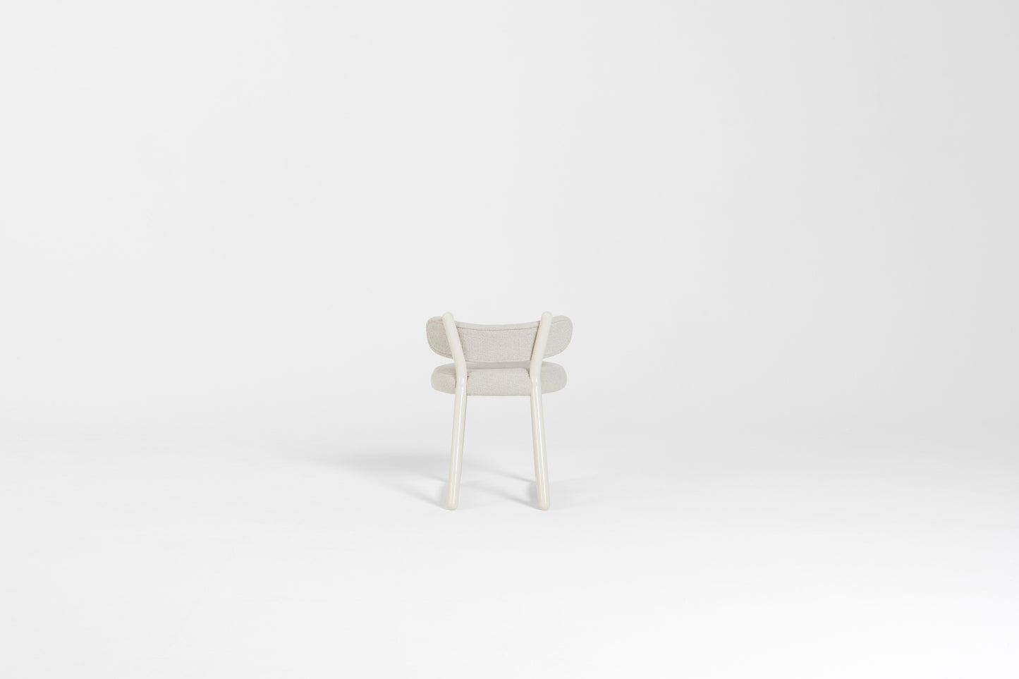 Chaise Outlus 001
