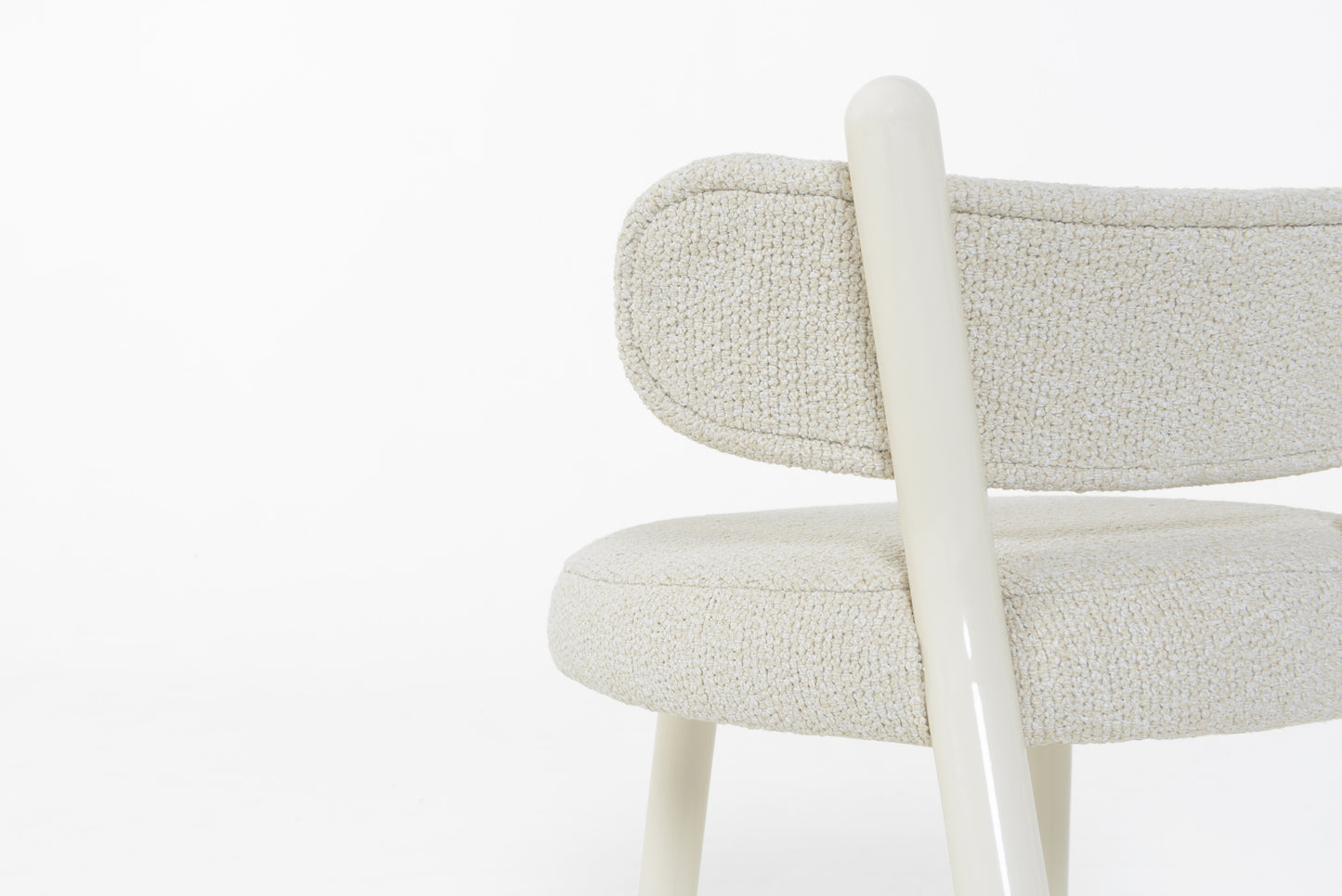 Chaise Outlus 001